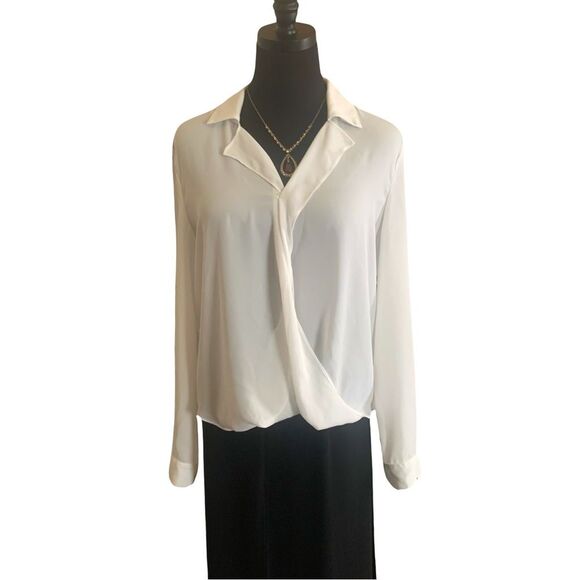 Vici White Cross Bodice Blouse, Size Small - Picture 6 of 7